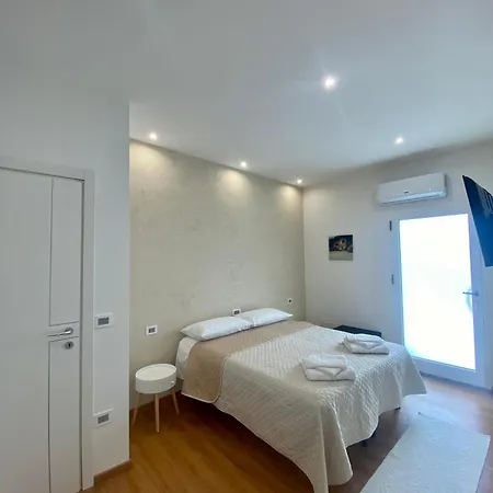 Zulie Guest house